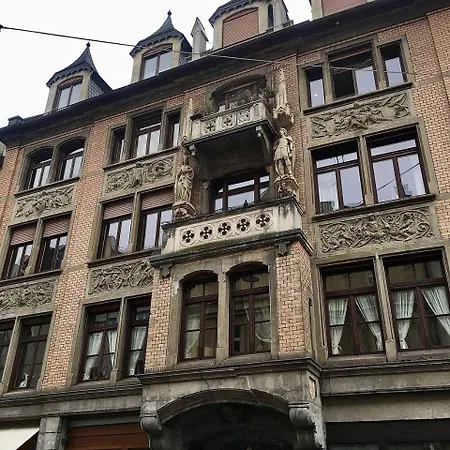 Apartment 1200 Sq Ft Luxus Designer In Heart Of Munich