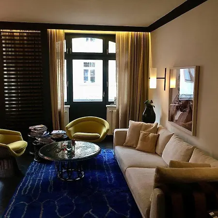 1200 Sq Ft Luxus Designer In Heart Of Διαμέρισμα